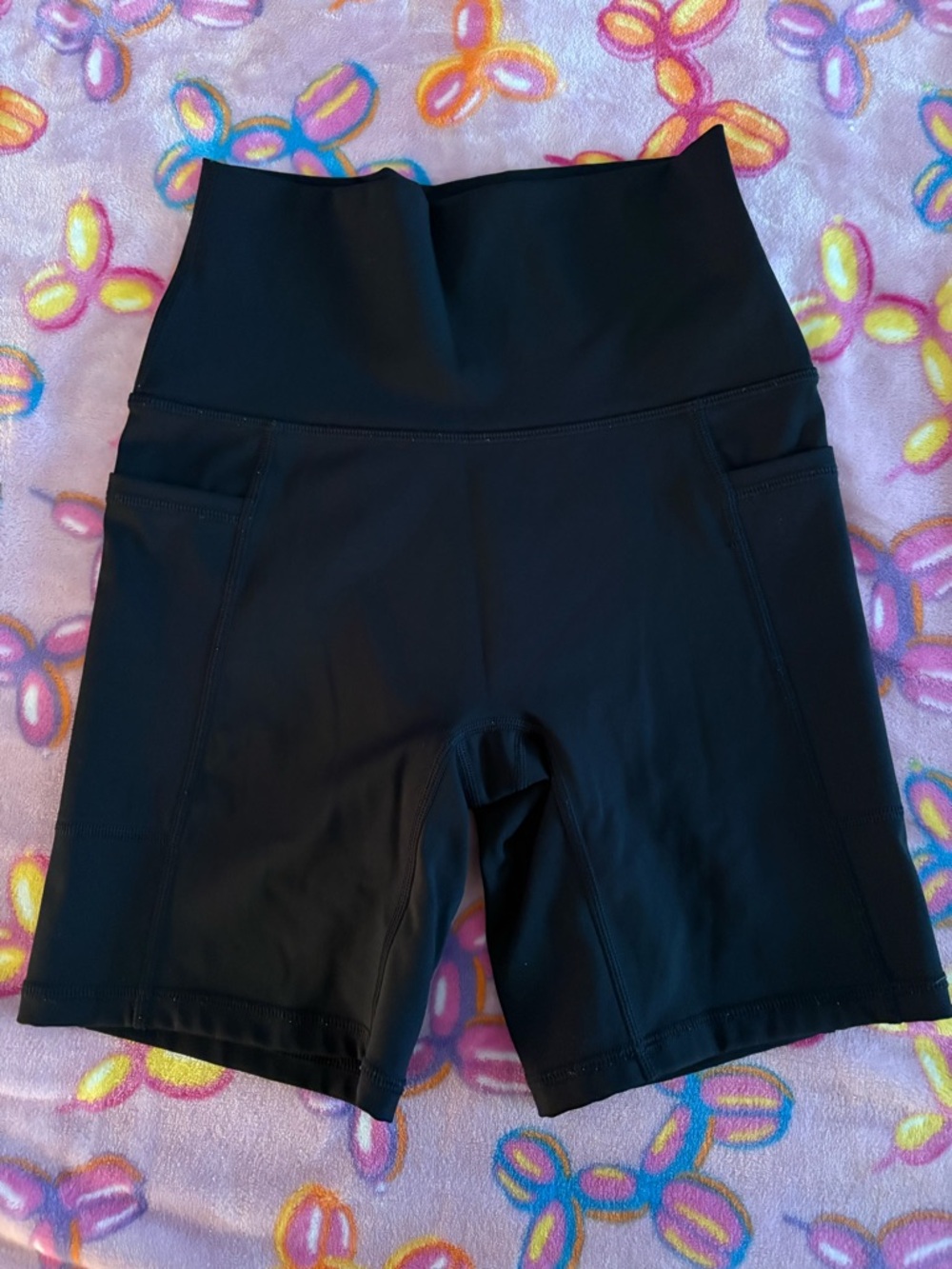 American Eagle Outfitters Black High-Waist Bike Shorts with Side Pockets